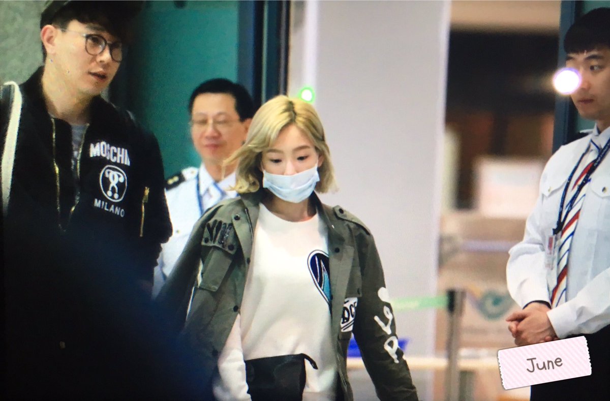 [PIC][27-03-2016]TaeYeon trở về Hàn Quốc vào trưa nay CehtTuAWsAArNYA
