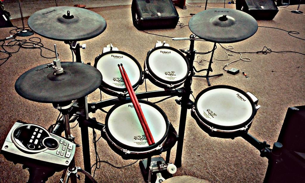 #RolandDrum's #drum's #electricdrum's @PearlDrumCorp @drumlesstracks 🎶