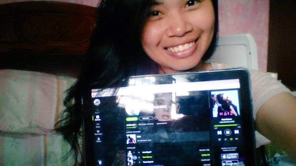 ArchieGabee's tweet photo. @mca_music pls let me meet the queen @HaileeSteinfeld 😭💖💖💖 thank you for this opportunity! #HAILEExMCA https://t.co/RWVa5BvpG6