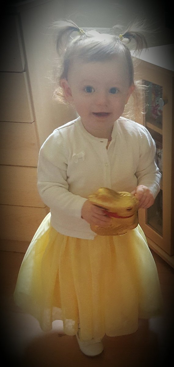 miyadarcy6's tweet photo. Happy Easter all π₯π€π―π°ππ£πΆβ€#Easter #HappyEaster #eggs #ChickyEaster #cute #EasterBonnet #EasterBunny @CurryTony https://t.co/ly43grJfGu