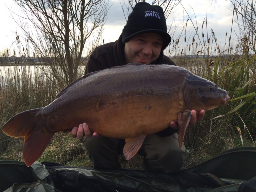 galaxybaits's tweet photo. Head consultant Scott Geezer Grant with mid 20 from Bayeswater day ticket only one to catch #testbait #topdangling https://t.co/mPeSSbNVq0