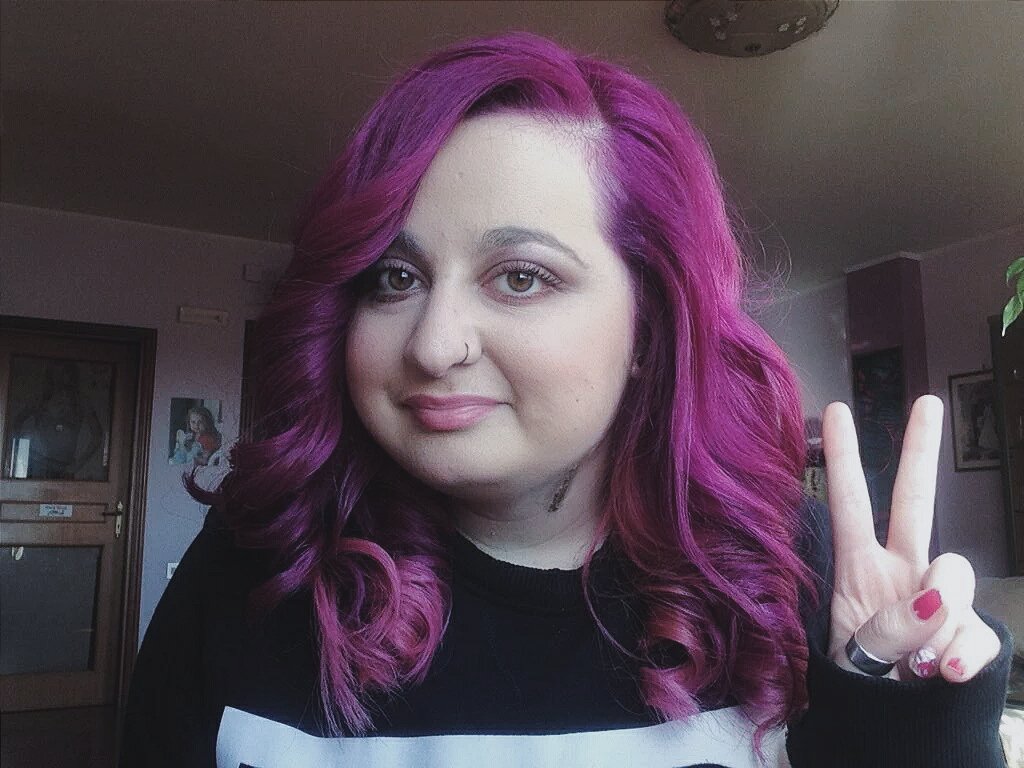 huddyshands's tweet photo. im ugly but my hair is kinda cool and i like it #nomaskproject https://t.co/UgO7jMWkqv