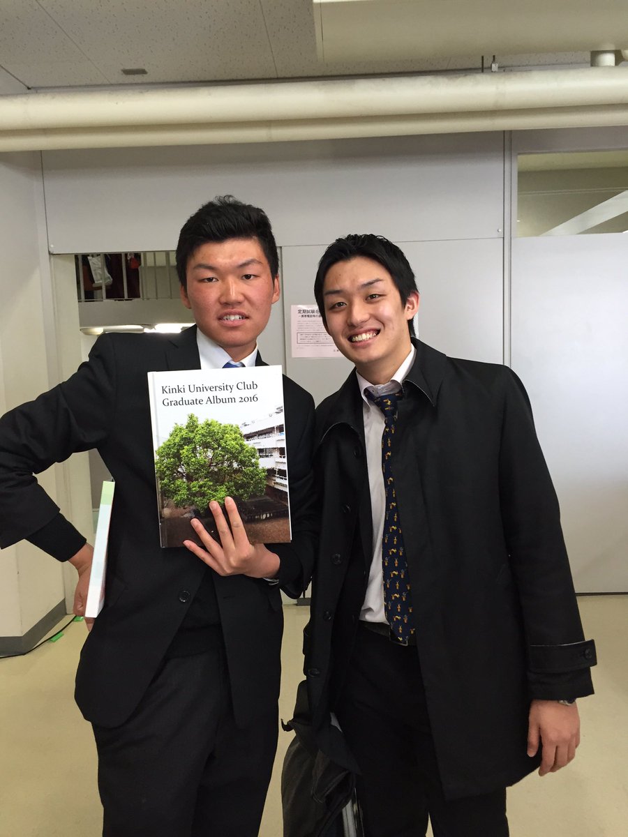 kinchan931024's tweet photo. 最後に経営！

大学生活の中で一番長かった時間はやっぱり経営(^^)
ゼミ、授業とか今から思い返せばいろんな思い出あるなぁって思うし迷惑もめっちゃかけてきた思う(>_<)
こんな自分ですが仲良くしてくれてありがとう(^^) https://t.co/M70i3BBMy5