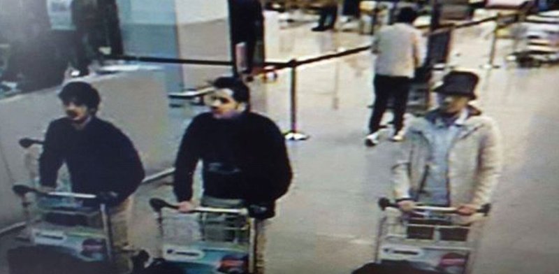 Cosa sappiamo di Feyçal Cheffou, ritenuto il terzo attentatore dell'aeroporto di Bruxelles
ilpost.it/2016/03/27/fey…