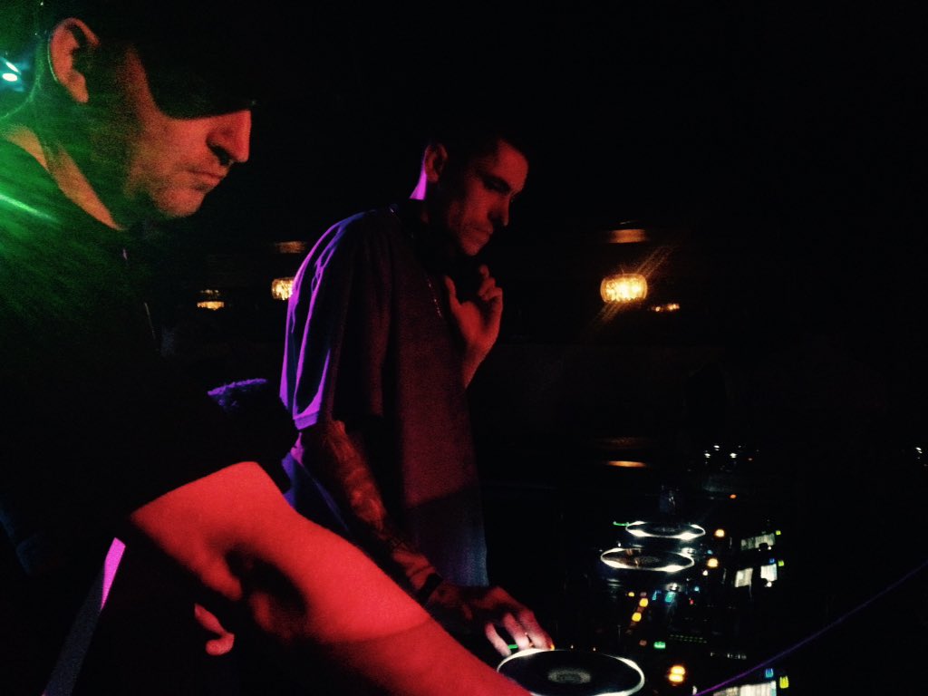 stacitayler's tweet photo. #awol @jmanikuk #thequbeproject  🎶✌️#dnb https://t.co/4qxtqCy2cd
