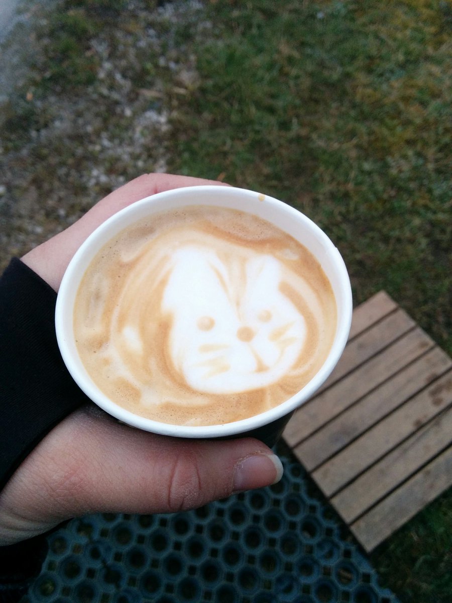 CoffeeCar_SLO's tweet photo. Happy easter! https://t.co/pkGHxmvJRO