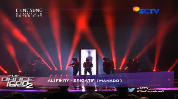 Kali ini giliran <a href="/srigatif/">srigatif</a> yang berkolaborasi sama Ali Fikry. #TheDanceIcon2
