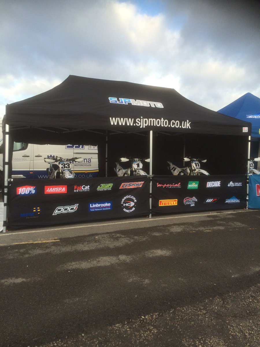 It's on like donkey kong👊🏻 RD1 <a href="/crazyhodgson/">Chris Hodgson</a> <a href="/Jay78840205/">Jay</a> @Husqvarna1903 <a href="/MotorexUK/">Motorex UK</a> <a href="/center_car/">Imperial Car Center</a> <a href="/motoshack743/">Moto Shack Graphics</a>