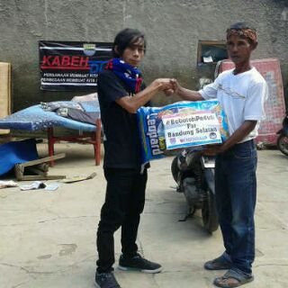 #BobotohPeduli #Pray4Bansel Bbk.Leuwi Bdg Dayeuh kolot <a href="/persib/">PERSIB</a> <a href="/Viking_CHZ/">VIKING PERSIB CIHAMPELAS</a> #KA83HDULUR