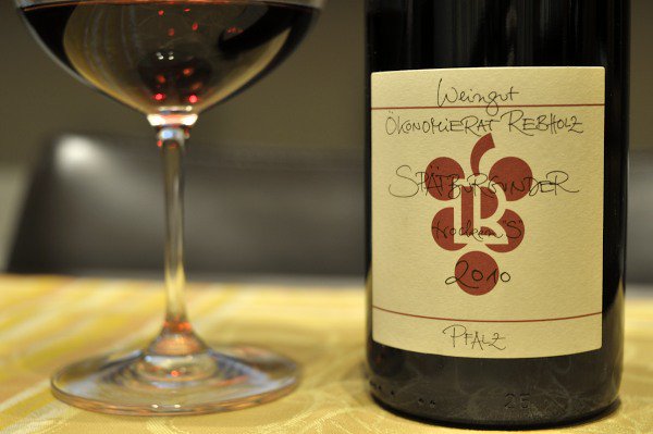Puligny_m's tweet photo. Spätburgunder Trocken S 2010 Ökonomierat Rebholz
https://t.co/Rxz0F9BTTR
Inherent betterness coming out. A bit late. https://t.co/4d7LXG2aEB