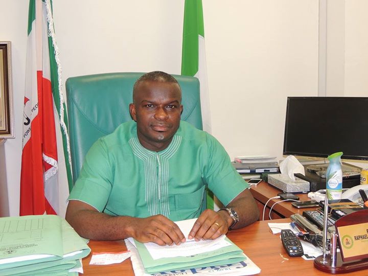 OrderPaper's tweet photo. MY REPORT CARD: This Rep is engaging his Constituents @ Easter https://t.co/K7nRT0pRsJ @SpeakerDogara #ReportYourRep https://t.co/ymw6rlQ1ZL