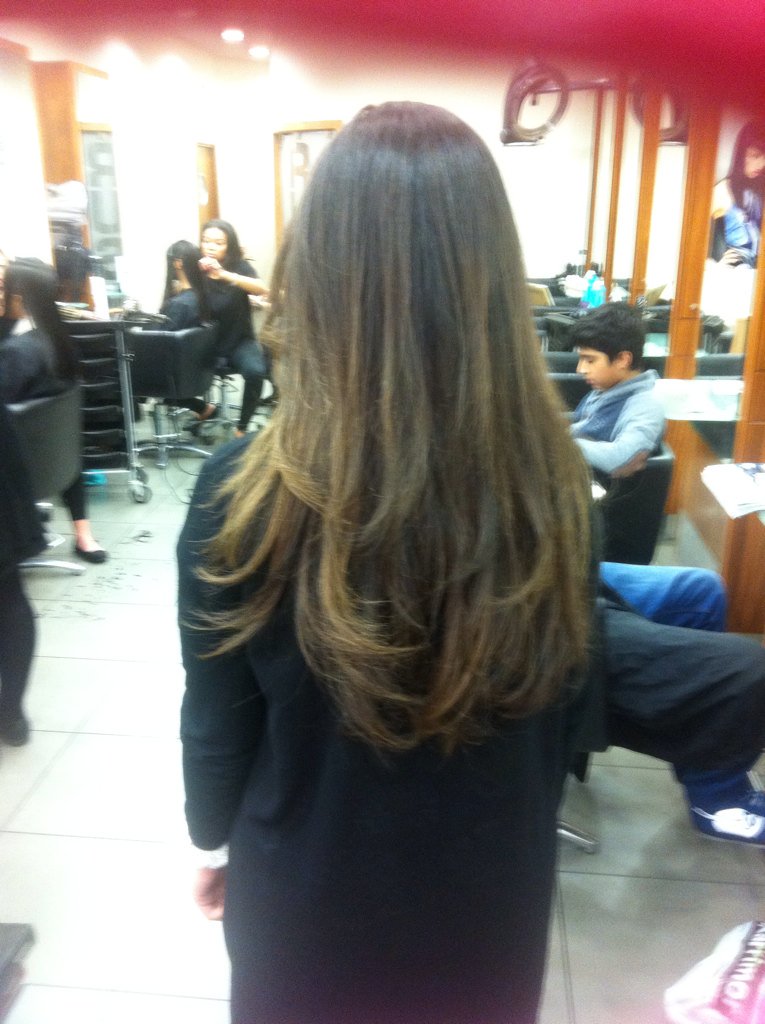 nickiboogie's tweet photo. Beautiful balyage by the talented Rianna @RUSHHairBeauty Ilford #greathair #gorgeous #clientlovedit https://t.co/wvepu5FGeX