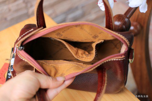 misherwu's tweet photo. 2016 New Style Womens Leather Handbag for Summer
https://t.co/3yRUz3zo46 https://t.co/Xe07jyukpj