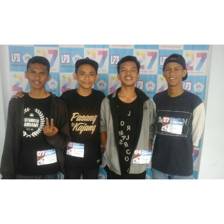 KoboyKaaan 
<a href="/rizalmahindra/">Muh Rizal mahindra</a> <a href="/Alba_Gnr/">ALBA</a> <a href="/amiramienk_/">amir amink</a>