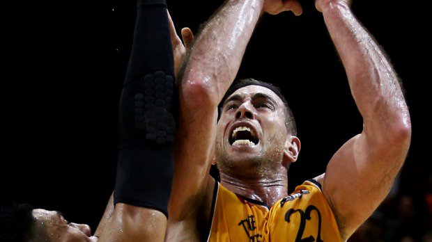 Taranaki Mountain Airs outlast Nelson Giants in New Plymouth dlvr.it/Kv7ztY