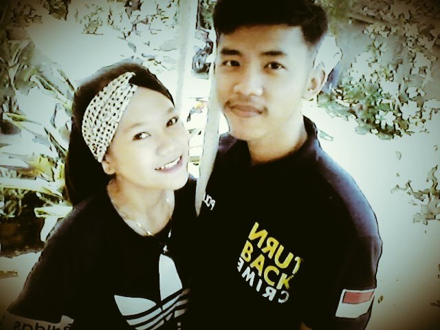 Sinta_Sanders's tweet photo. 3hri brturut turut ktemu, tpi rasa'a kangen trus yank @NanaZildjian :-* ({}) :-D https://t.co/8i7udoKeNU