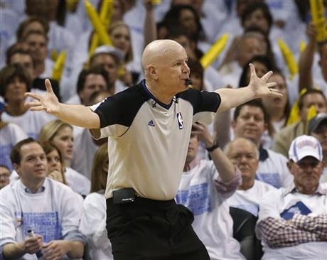 AP_Sports's tweet image. Crawford says Allen's Game 6 3 cost refs money, nearly caused NBA headache: apne.ws/25qvfGj @briancmahoney