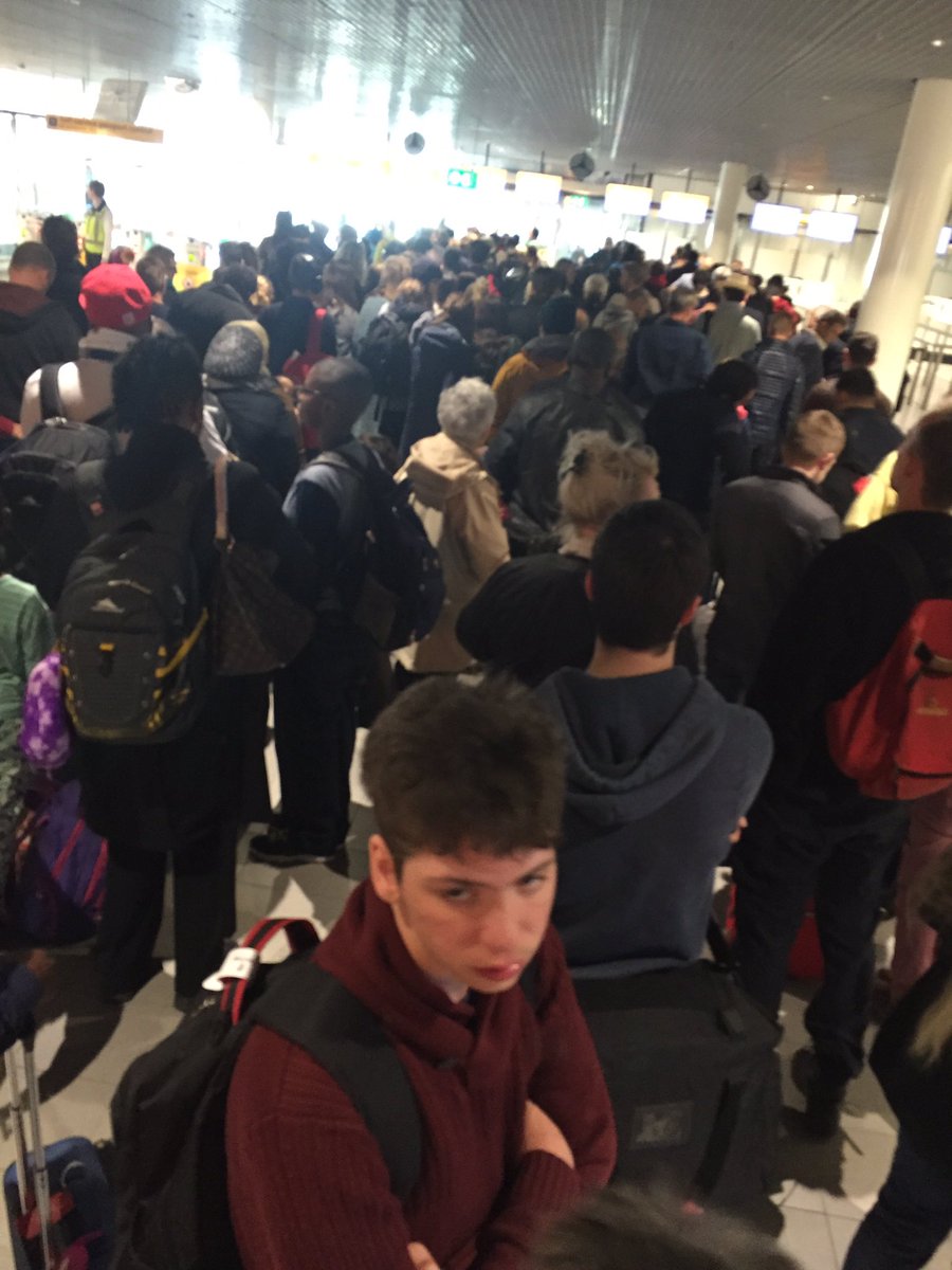 sheard19's tweet photo. Welcome to Amsterdam, passport queues #schipolairport https://t.co/EKcDdQgVAu