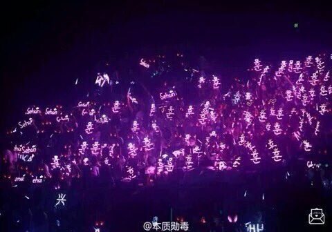 lavellasauce's tweet photo. If we mix Luhan's ocean w/ Sehun's ocean, we'll get a 'Muddy Orange Ocean'

And our fandom name will be "HUNHAN" ㅠㅠ https://t.co/J5FlS2fxis