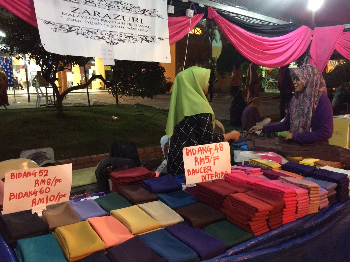 nadirahhhhh's tweet photo. Stok #zarazuri dah makin susut di #tg2km cepat gais cepat last night gais cepat gaisssssssss https://t.co/uw1G9qDaXM