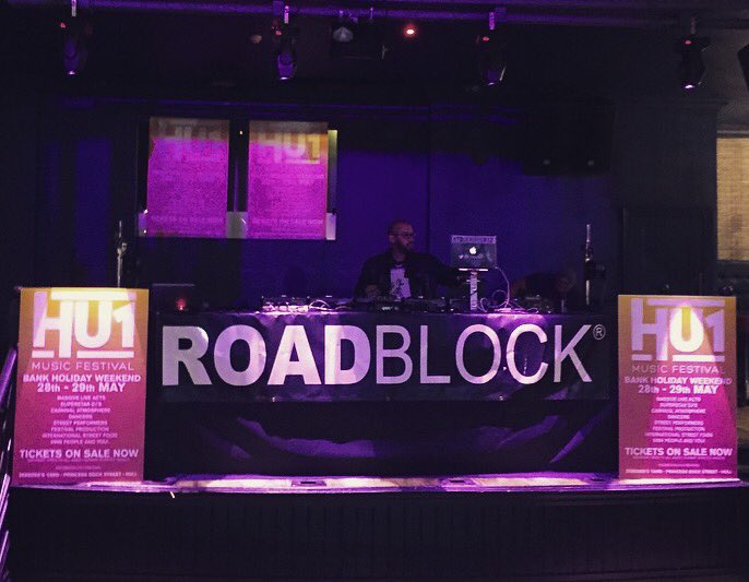 The stage is nearly set!!
🚧🚧ROADBLOCK🚧🚧
Tonight at The Piper!
10-3am
<a href="/DJDAZWILLIAMS27/">DJ Darren Williams 🇬🇧|🇿🇦</a> <a href="/DJToots2Len/">DJToots2len</a> 
<a href="/dg_hull/">Darren Goulbourne</a>