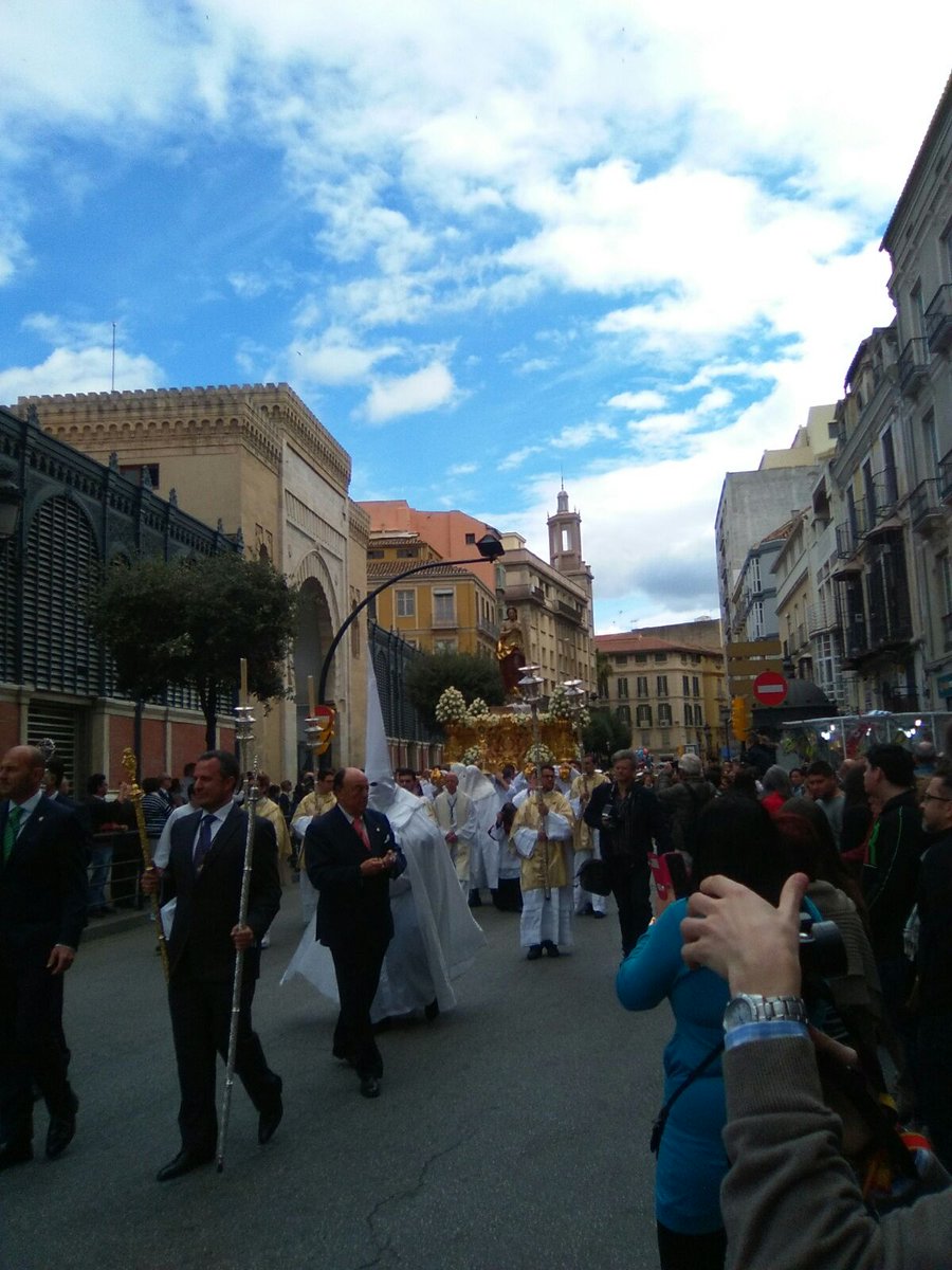 CofradesDMalaga's tweet photo. En Atarazanas Cristo Resucitado @cofradiasmalaga #MLGCofrades https://t.co/Gse4q16whc