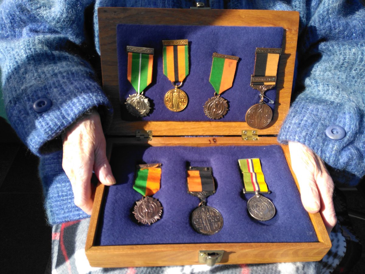 darraghdoyle's tweet photo. Sheila O'Leary, 94, holding medals of her parents Thomas Byrne and Lucy Smith, who fought in the GPO #Ireland2016 https://t.co/JOTypngNv7