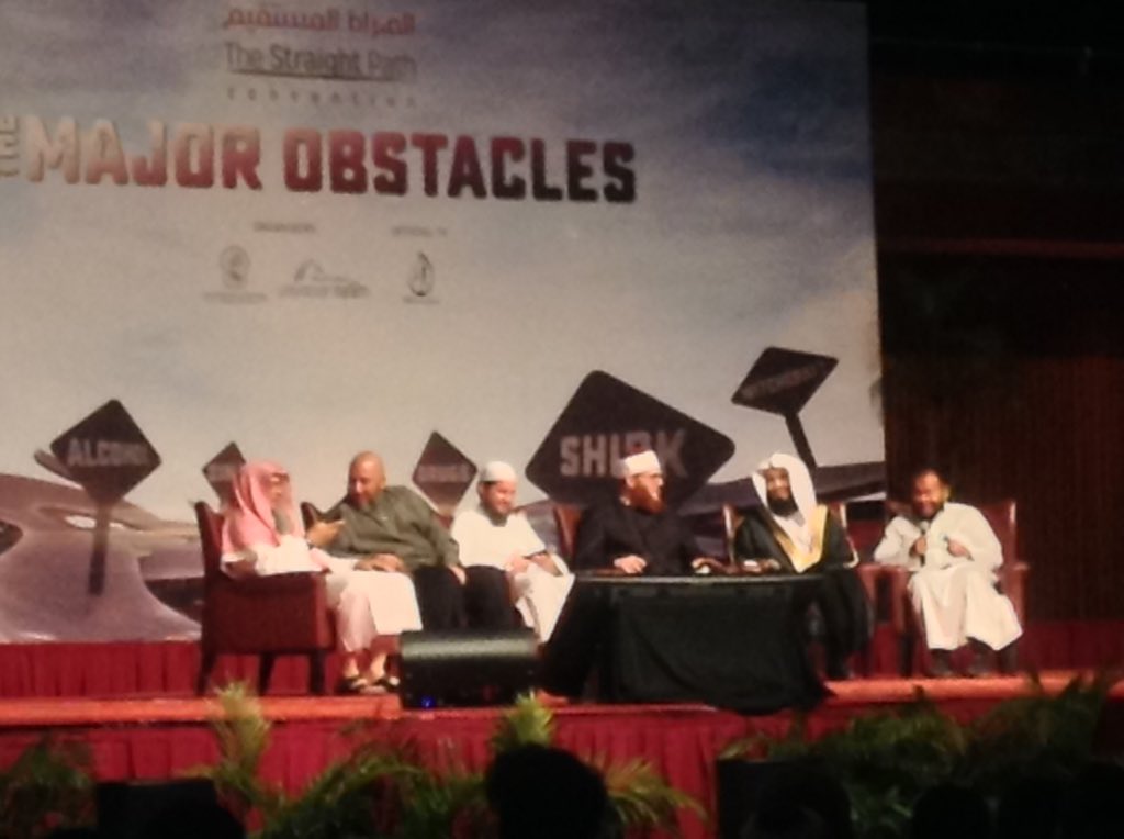 anasnudin's tweet photo. #TheStraightPath #TheMajorObstacles .... a very very fruitful 2 days convention , may Allah swt grants us Jannah . https://t.co/Uh90HvVd7n