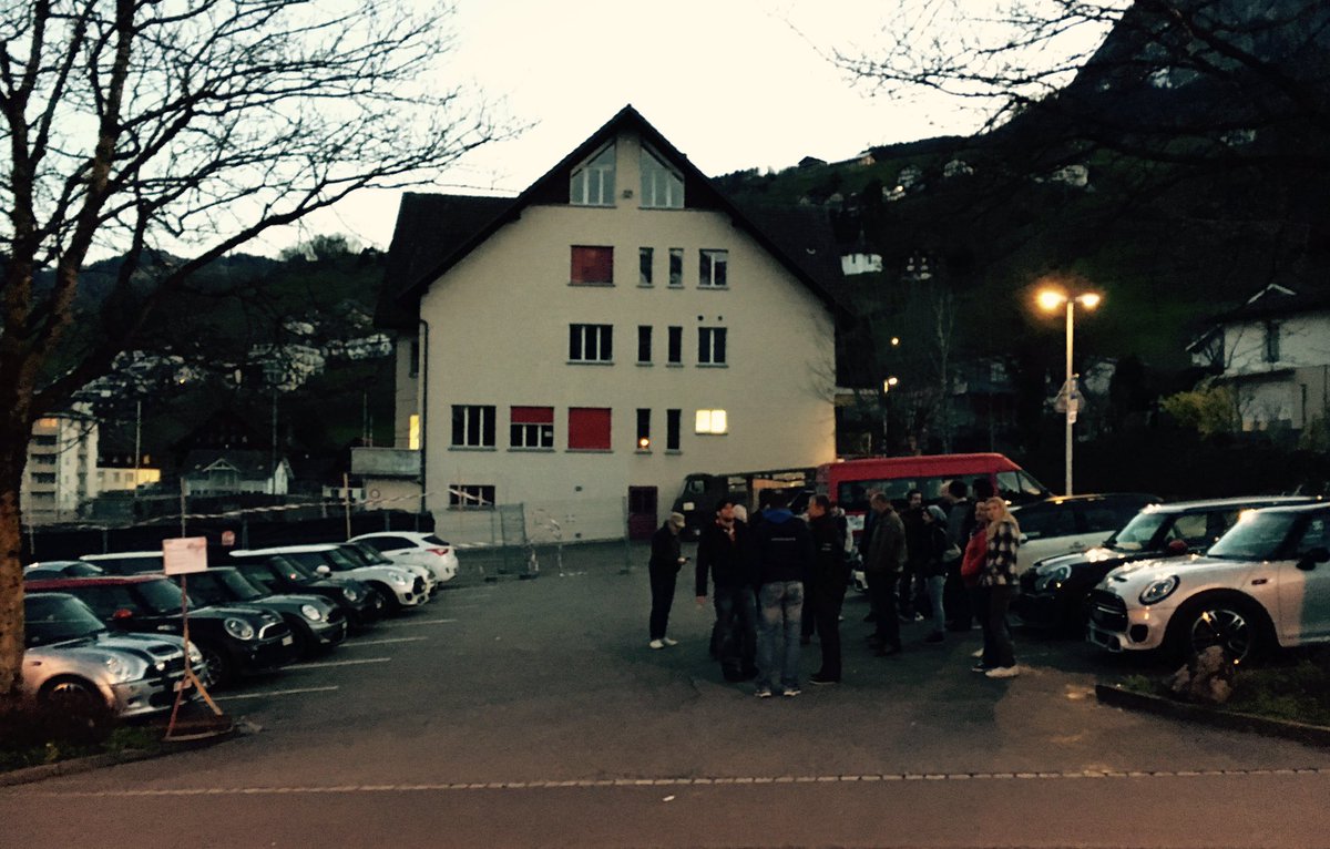 EventMPC's tweet photo. Welcome to the #minipowerclubswitzerland season opening easter ride. ✌🏼️ Got up at 4:30, first catch up at 5:30.. 😁 https://t.co/CvtRDPaVSf