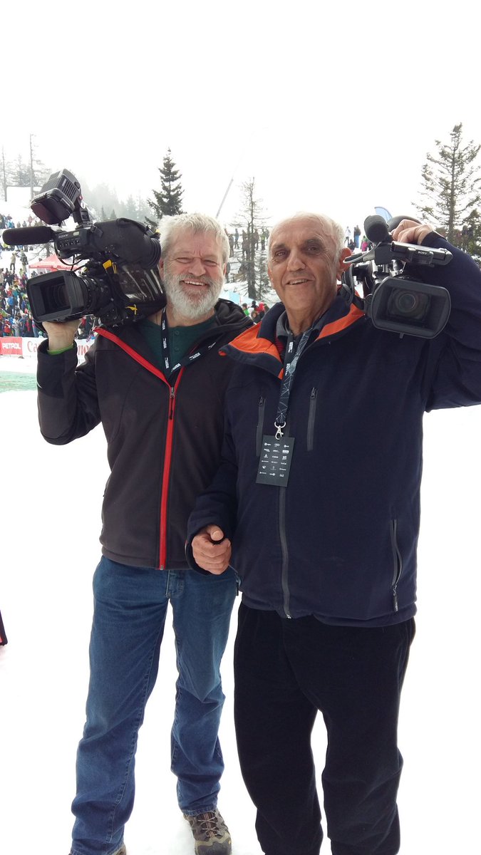 Večna mladeniča ... delovna petke in svetke :) #luza #krvavec #rtvpoptvfrendi