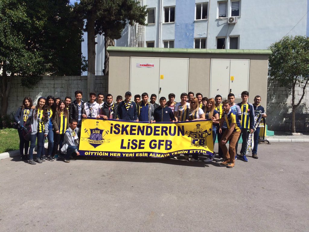İskenderun Lise GFB, Hatay-Fenerbahçe bayan basketbol maçı için Hatay'da.