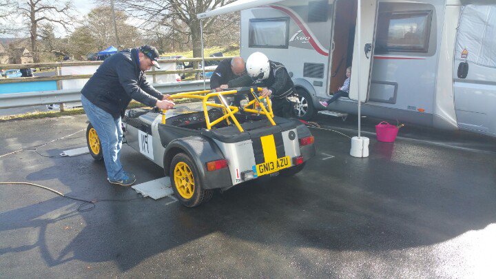 hdlcc's tweet photo. We've got @allswageuk with us today and their weighing scales #cornerweight https://t.co/jOEqYn8xxJ