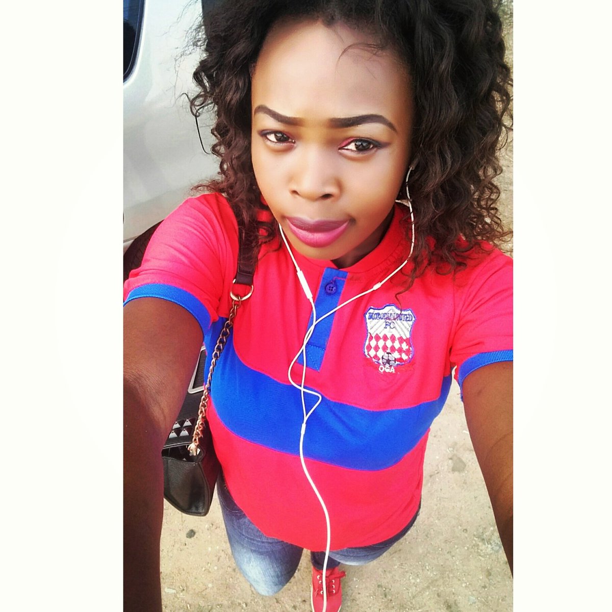 Teenygurlly's tweet photo. Match day!!! #teamIUFC #IkoroduUnitedFC #IkoroduUnited @FCIkoroduunited https://t.co/SPd6HNkdPz