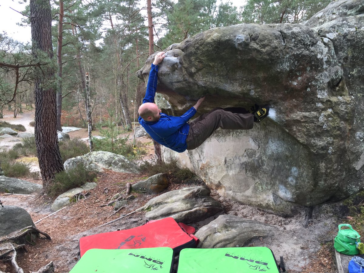 mountain-instruction tweet media