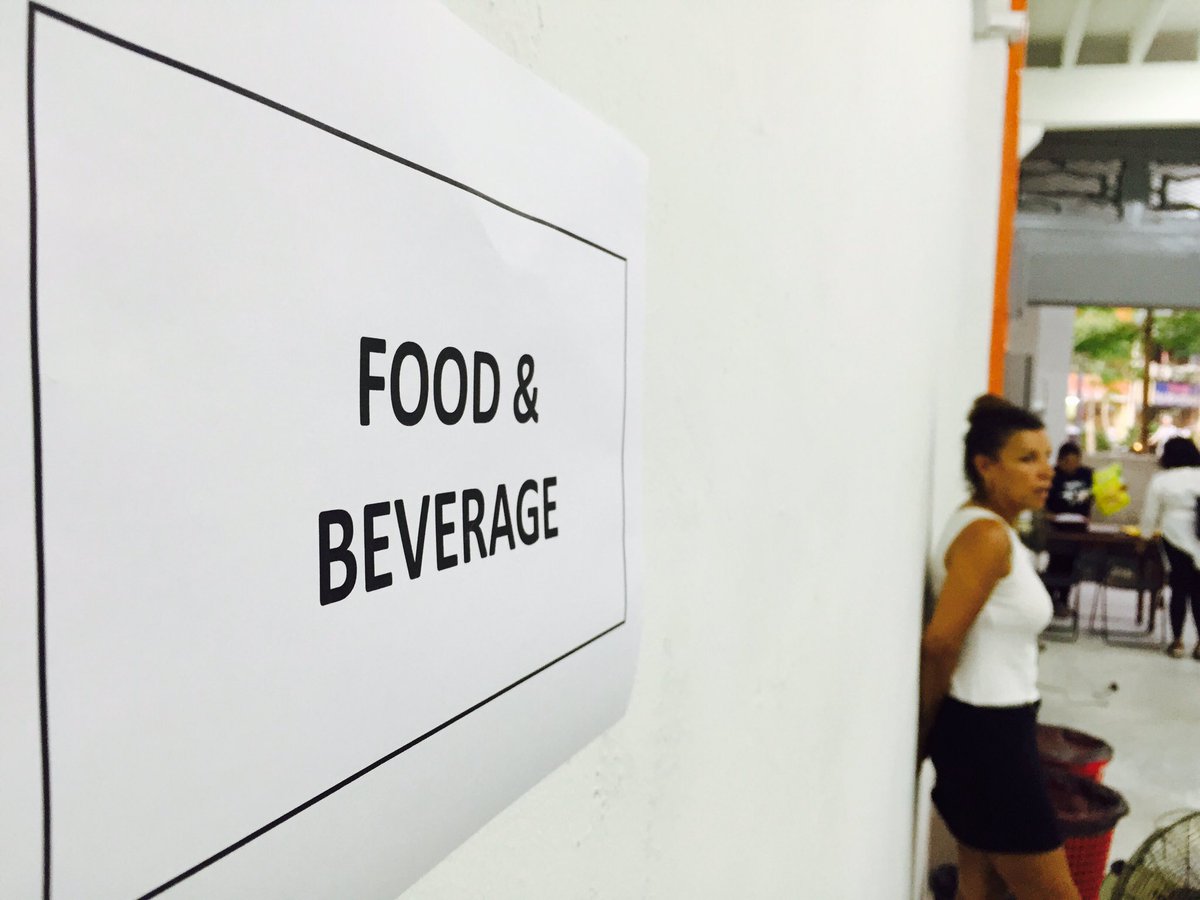 pitstopcafekl's tweet photo. Food &amp; Beverage for everyone! #PitStopSoirée https://t.co/7UG8dXUsIb