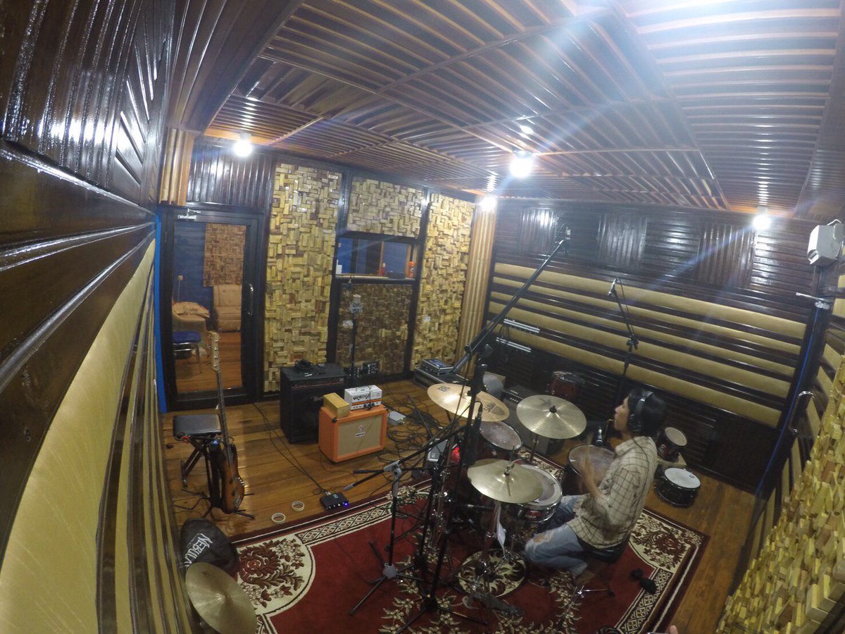 BADASSMONKEY tweet media