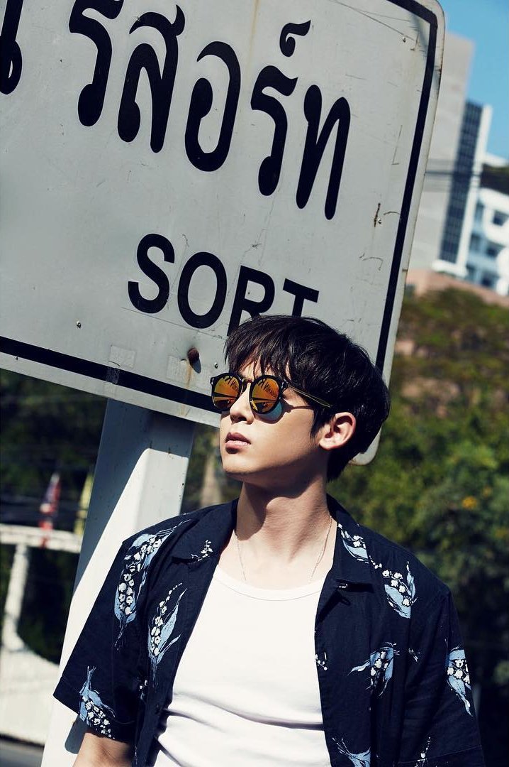 2pmalways's tweet photo. [Update][Official] Singles - April 2016 (Nichkhun) - B cut! https://t.co/6LniCuEcxF via https://t.co/6WY0683mGu https://t.co/LXkYOxIz29