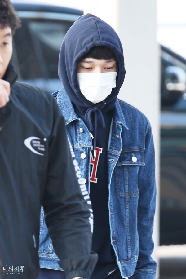 JongdaeStyle's tweet photo. #Chen #종대 #김종대 #첸 #Jongdae #陈 #金鐘大 #จงแด #เฉิน #チェン #엑소 #EXO https://t.co/FXUum0wCOI