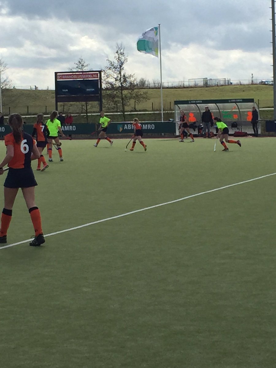 FieldHockeyTravel tweet media