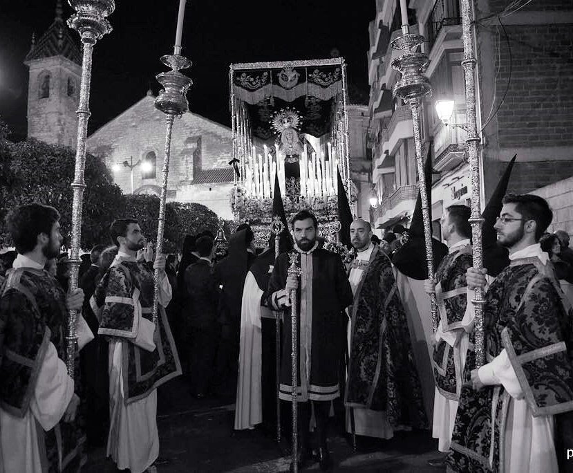 SoledaddeLucena's tweet photo. ¡Feliz Pascua de Resurrección! Todo vuelve a empezar. #SábadoSanto2017 https://t.co/5XitKGW4zv