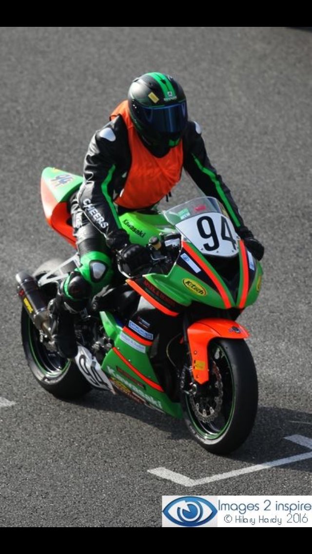 Some pics from 1st race meeting at brands hatch