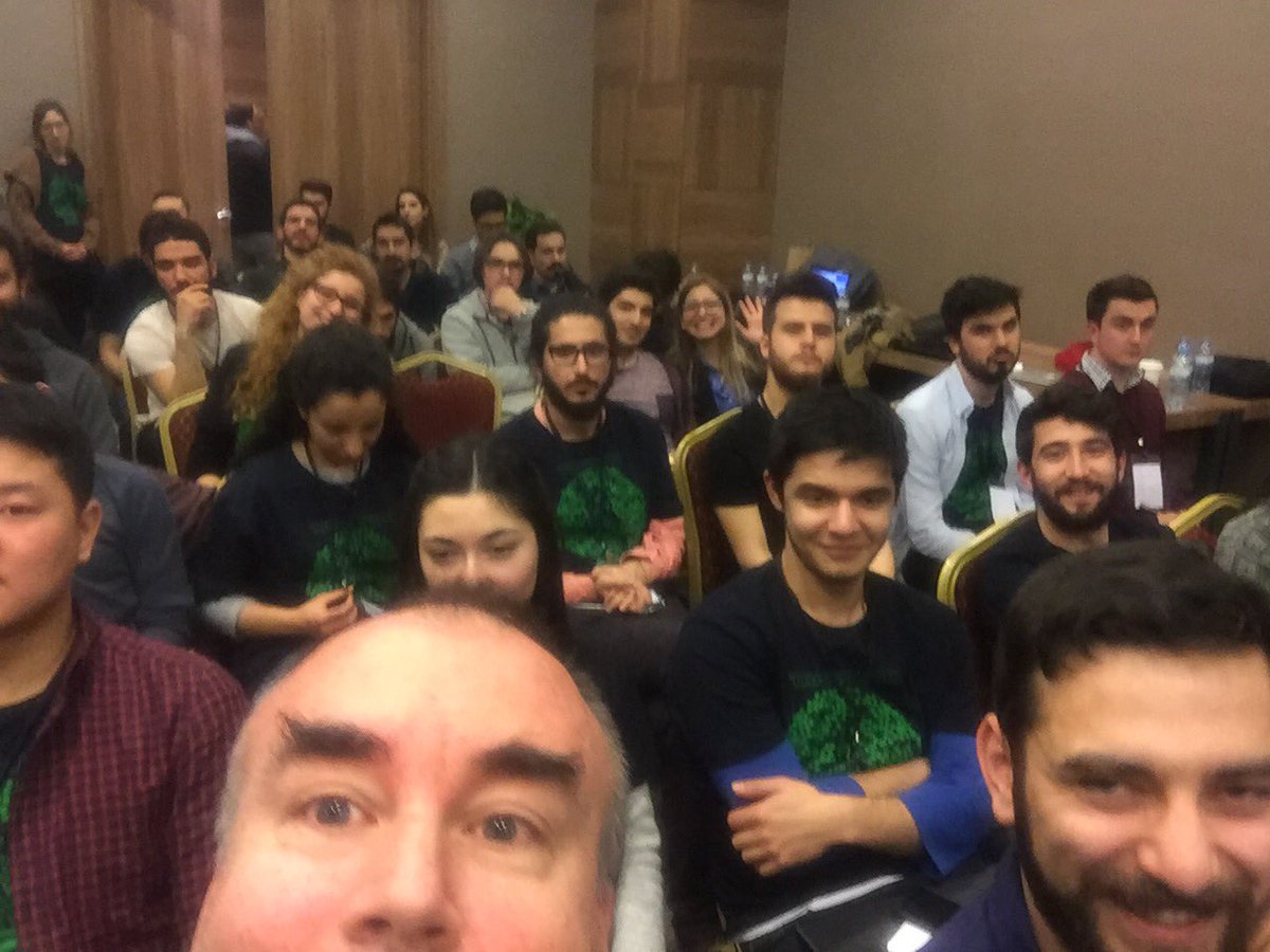 adiloran's tweet photo. Bunu atlıyordum neredeyse yahu! #SWAnkara #girişimciselfie https://t.co/2U0wcj6Vvl