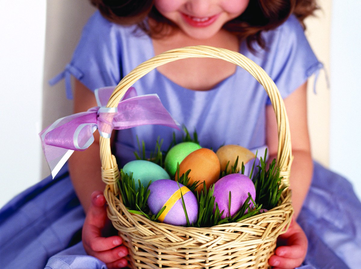 Wishing you and your family a Happy Easter! https://t.co/HNEfzQni1t