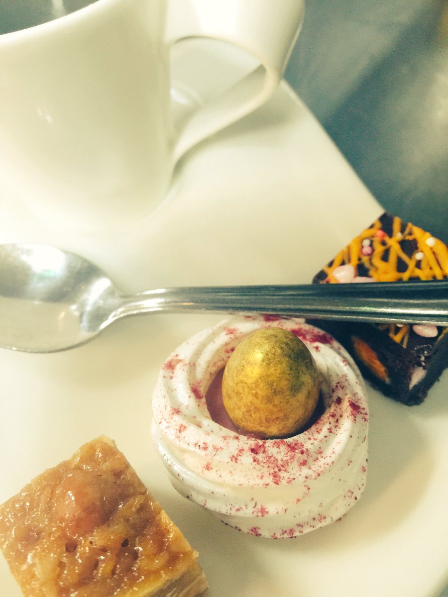 nutsfood's tweet photo. Nutters Golden Nests of Wonder #EasterSunday #PetitFours #DriedRaspberryPavlova #RaspberryCurd #PushOnChefs https://t.co/H8RgXBdHBc