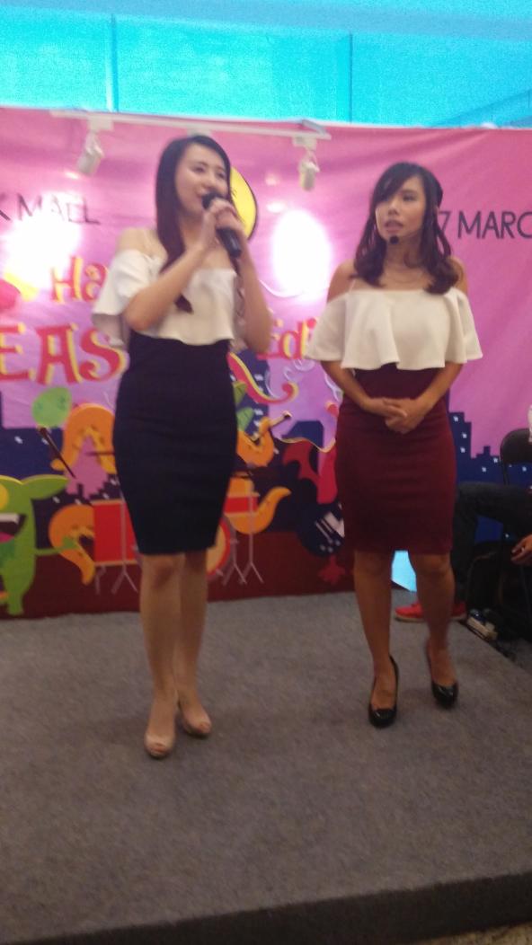 DEFenderIndo's tweet photo. SHARE PICT @xxRynisme @Cherly7uno At Mall Taman Anggrek https://t.co/8hsAVlmUf9