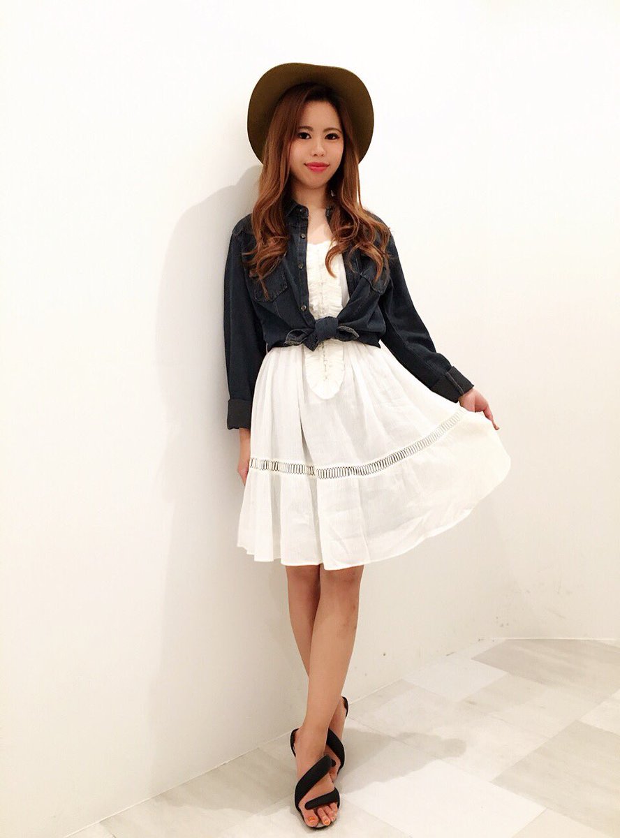 TOCOPACIFIC109's tweet photo. Special Price‼︎
「胸元フリルコットンワンピース」

¥14.000＋Tax→¥5.900＋Tax

フリルのデザインは大人の可愛らしさを演出してくれます♫

shop→https://t.co/n50YsAD26z https://t.co/X9KZm0MVcB