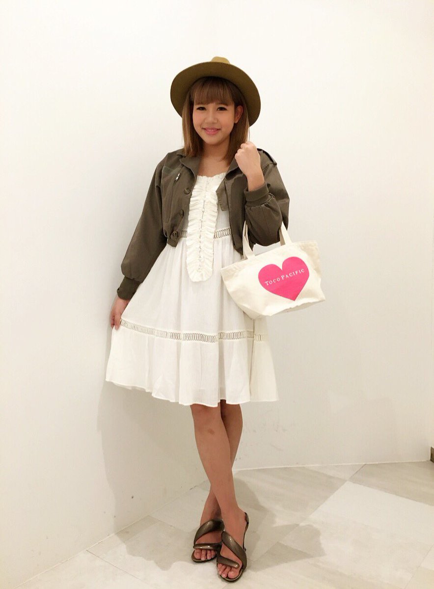TOCOPACIFIC109's tweet photo. Special Price‼︎
「胸元フリルコットンワンピース」

¥14.000＋Tax→¥5.900＋Tax

フリルのデザインは大人の可愛らしさを演出してくれます♫

shop→https://t.co/n50YsAD26z https://t.co/X9KZm0MVcB