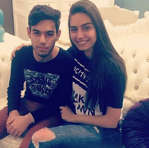 OnlyAmine_'s tweet photo. @minegulse Ne muhteşem bi kadın değil mi?..😎💖 https://t.co/WAVKicJrOK