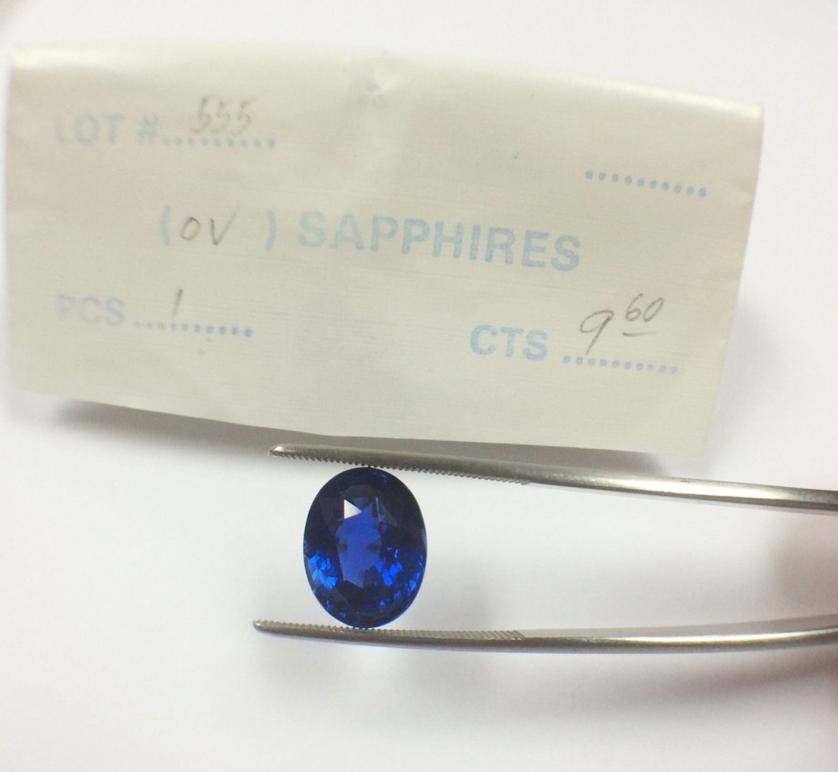 LiveDiamonds's tweet photo. GEM 9.60 Carat Oval Natural Ceylon Sapphire Grs Certified Royal Blue
Regular price $ 99,999 Sale price $ 58,000 https://t.co/TQHlpznerJ