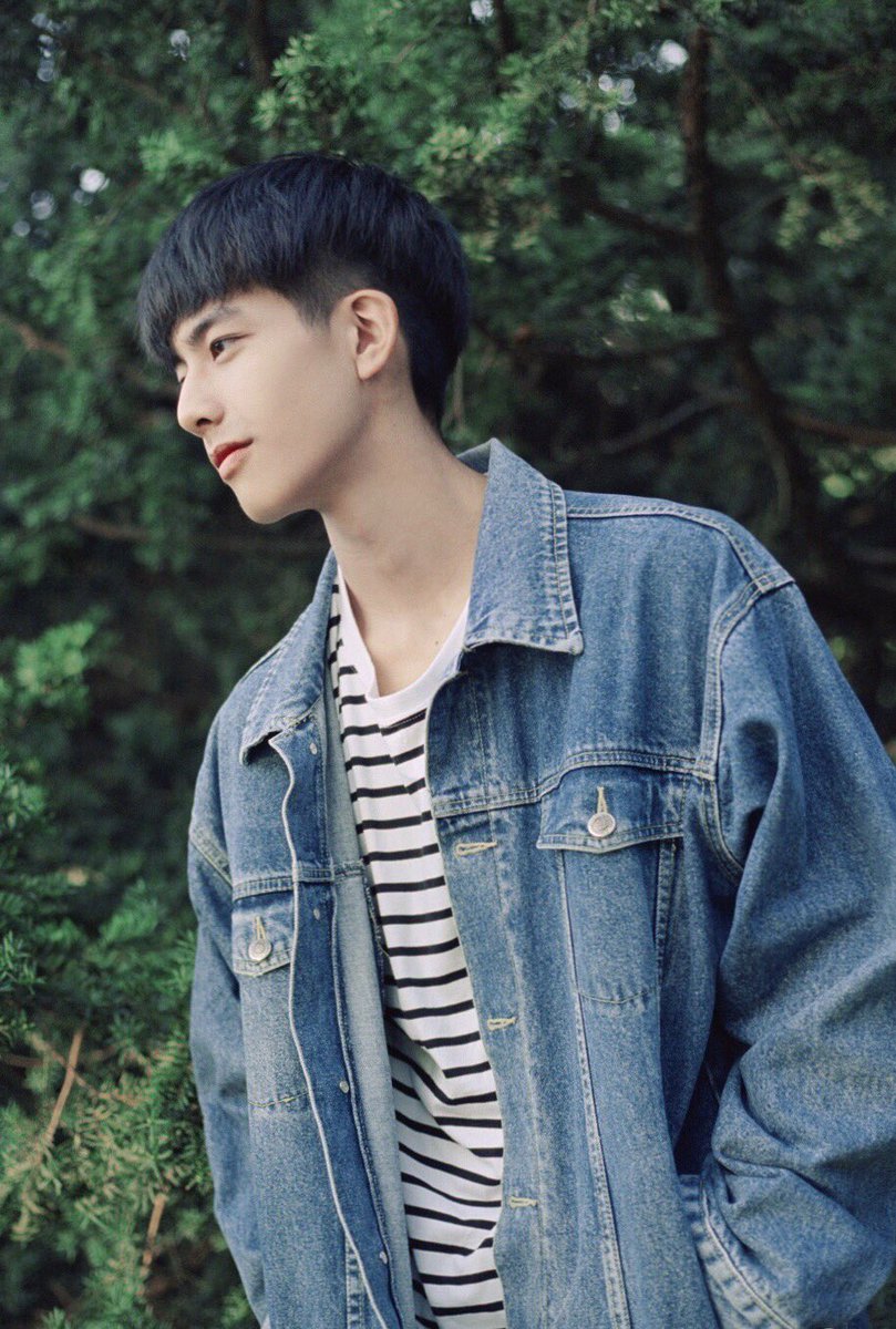 chnboysub's tweet photo. และส่วนของนักแสดงที่เล่นDemon girlกับป๊าจอนนี่นั้นน น่ารักกกกก😳 #heroinwebseries #addictionwebseries #songweilong https://t.co/NytGY2DxMq